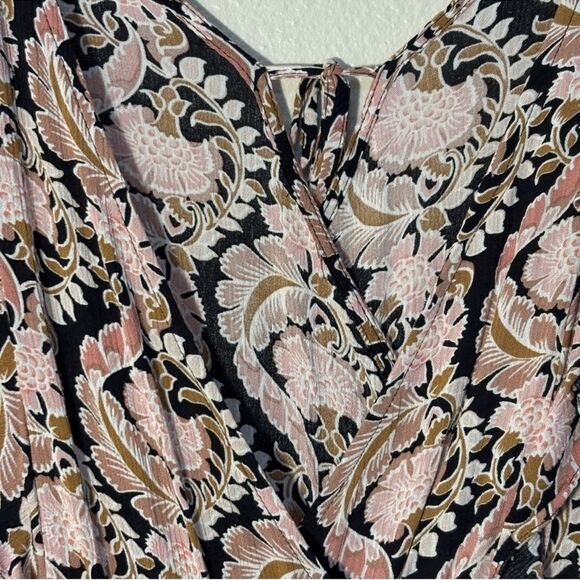 Xhilaration Pink and Gray Wrap Maxi Dress with Flutter Sleeves. - Picture 4 of 11